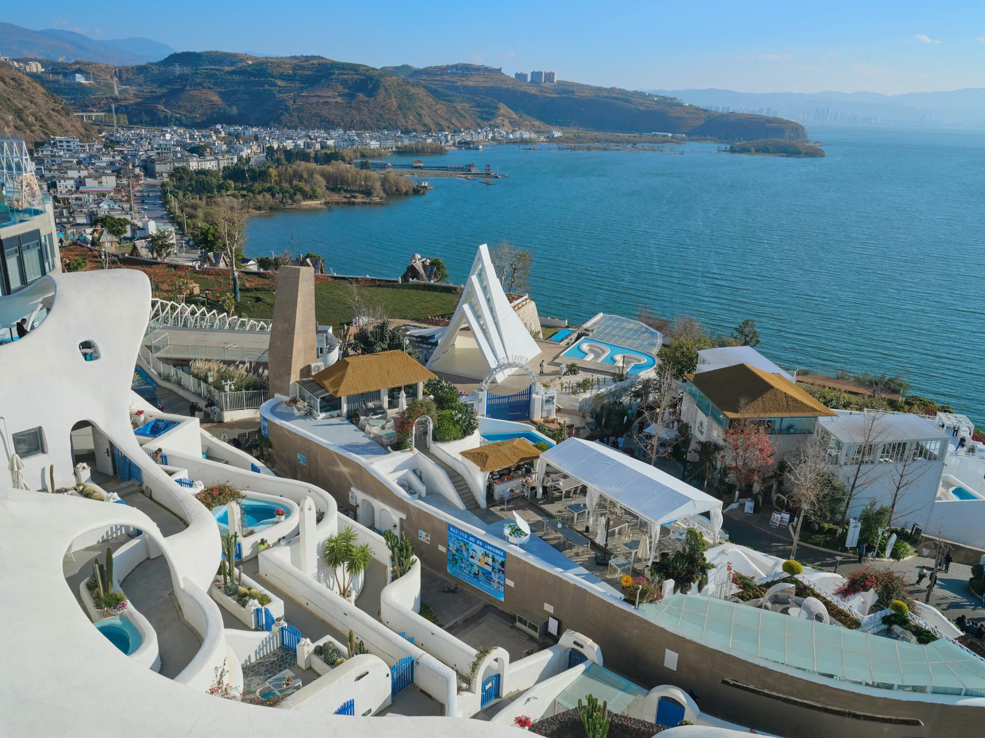 Shangri-La Found: Exploring the Hidden Muslim Heritage of Yunnan